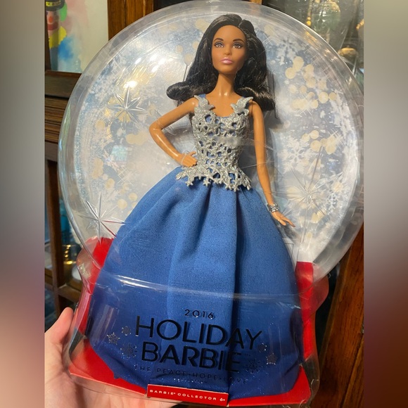Barbie Holiday 2016 African American/ Model Muse Nrfb - Picture 2 of 9